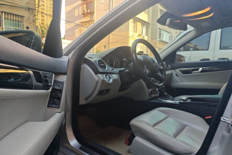 Used Mercedes-Benz C-Class 2011 C 200 CGI Fashion Model Driver Seat