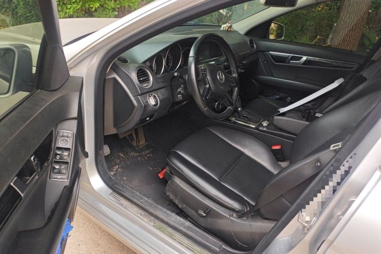 Used Mercedes-Benz C-Class 2011 C 180K Classic model Driver Seat