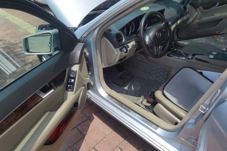Used Mercedes-Benz C-Class 2011 C 200 CGI Elegant Model Driver Seat