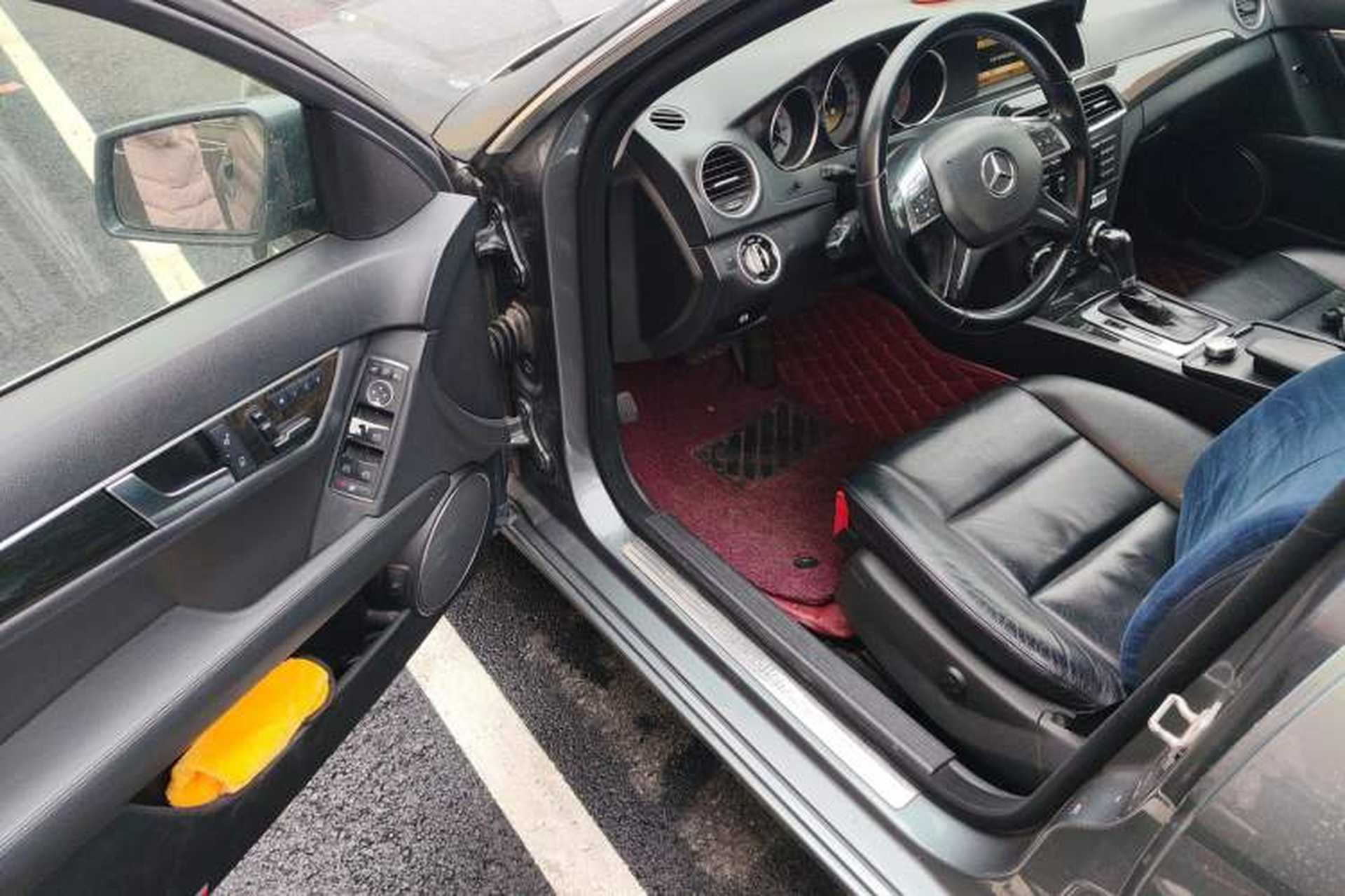 Used Mercedes-Benz C-Class 2011 C 200 CGI Fashion Model Driver Seat