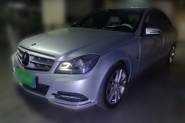 Used Mercedes-Benz C-Class 2011 C 200 CGI Fashion Model