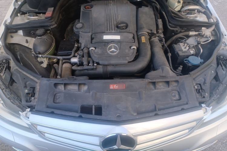 Used Mercedes-Benz C-Class 2011 C 200 CGI Fashion Model Engine Bay
