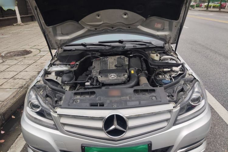 Used Mercedes-Benz C-Class 2011 C 200 Fashion Travel Edition Engine Bay