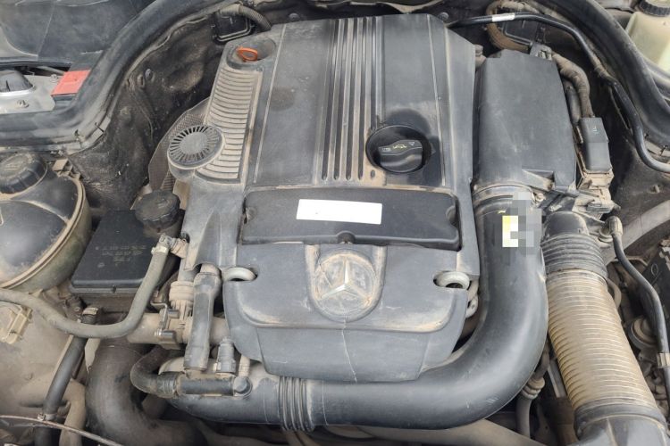 Used Mercedes-Benz C-Class 2011 C 200 CGI Fashion Model Engine Bay
