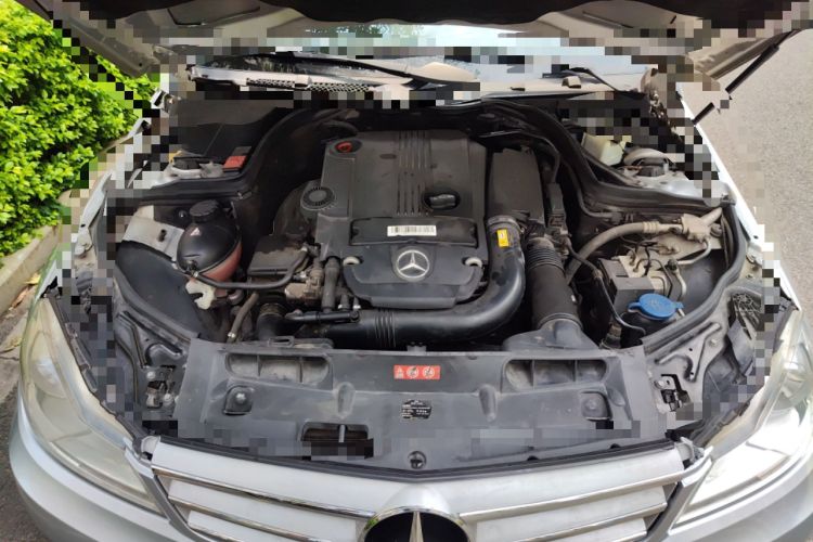 Used Mercedes-Benz C-Class 2011 C 200 CGI Fashion Model Engine Bay