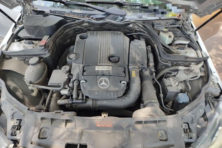 Used Mercedes-Benz C-Class 2011 C 200 CGI Fashion Model Engine Bay
