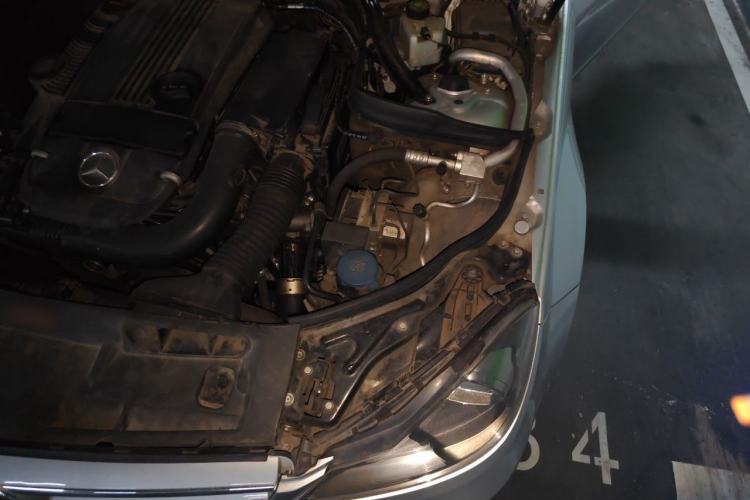 Used Mercedes-Benz C-Class 2011 C 200 Fashion Travel Edition Engine Bay Left