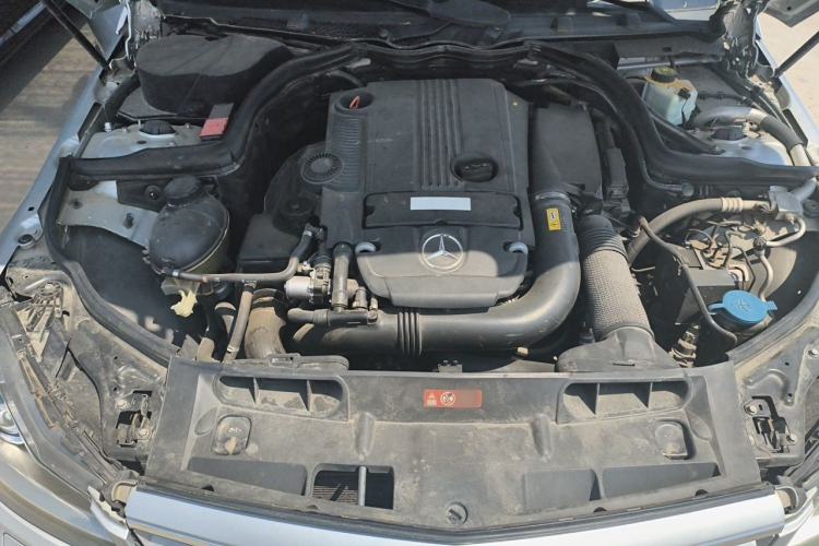 Used Mercedes-Benz C-Class 2011 C 200 CGI Fashion Model Engine Bay
