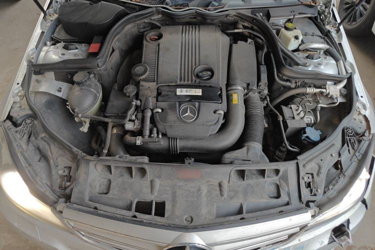 Used Mercedes-Benz C-Class 2011 C 200 CGI Fashion Model Engine Bay