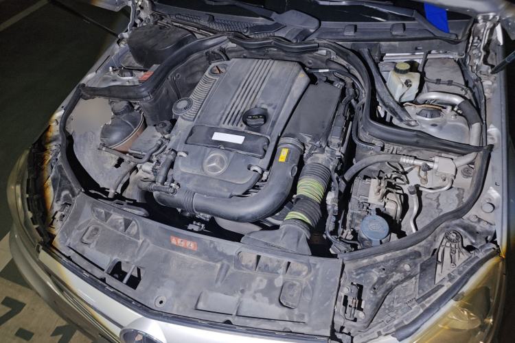 Used Mercedes-Benz C-Class 2011 C 200 CGI Elegant Model Engine Bay