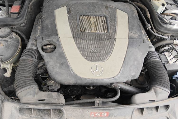 Used Mercedes-Benz C-Class 2011 C 300 Fashion Model Engine Bay