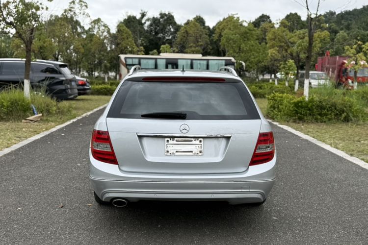 Used Mercedes-Benz C-Class 2011 C 200 Fashion Travel Edition Exterior 6