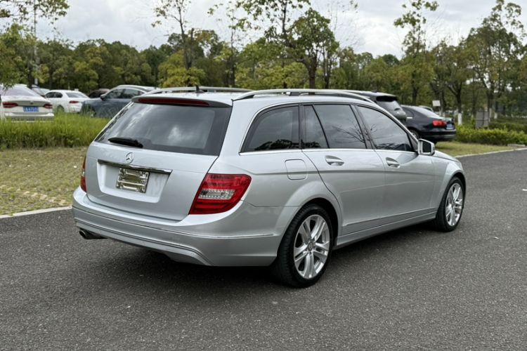 Used Mercedes-Benz C-Class 2011 C 200 Fashion Travel Edition Exterior 7