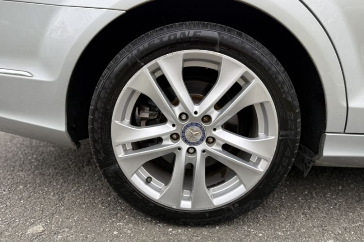 Used Mercedes-Benz C-Class 2011 C 200 Fashion Travel Edition Exterior 8