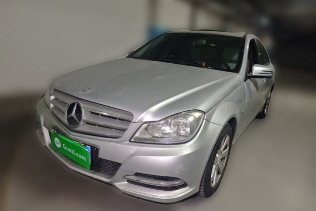 Used Mercedes-Benz C-Class 2011 C 180K Classic model