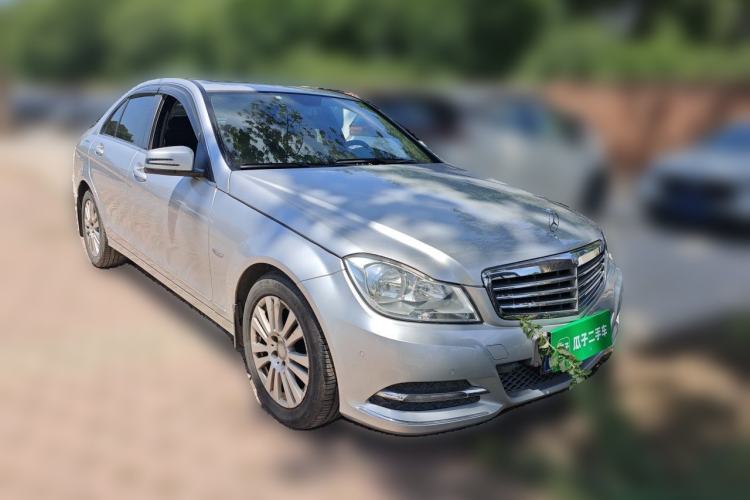 Used Mercedes-Benz C-Class 2011 C 200 CGI Elegant Model Front Right 45 Deg