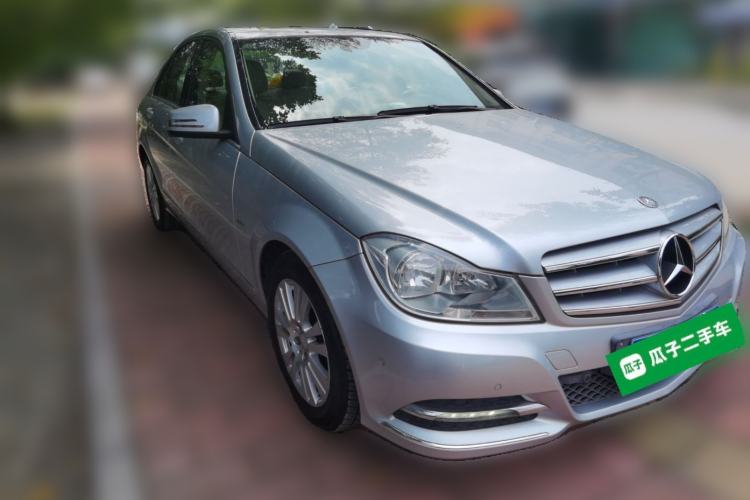 Used Mercedes-Benz C-Class 2011 C 200 CGI Elegant Model Front Right 45 Deg