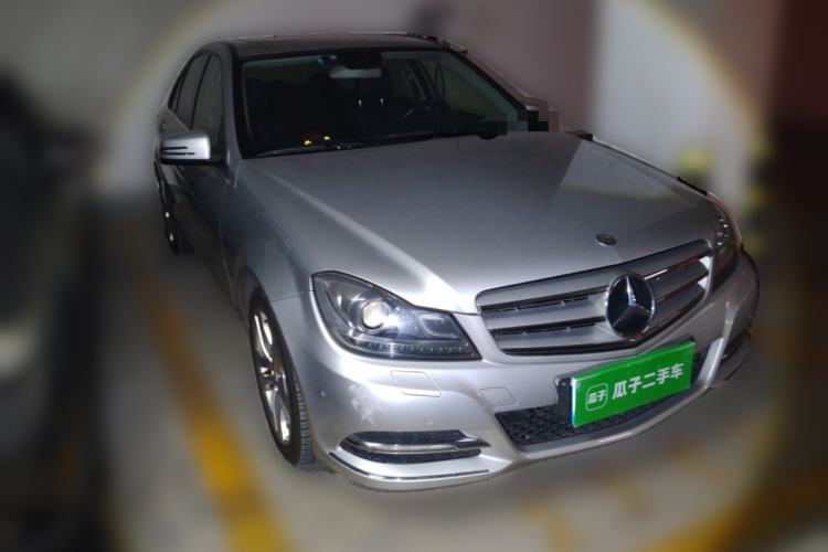 Used Mercedes-Benz C-Class 2011 C 200 CGI Fashion Model Front Right 45 Deg