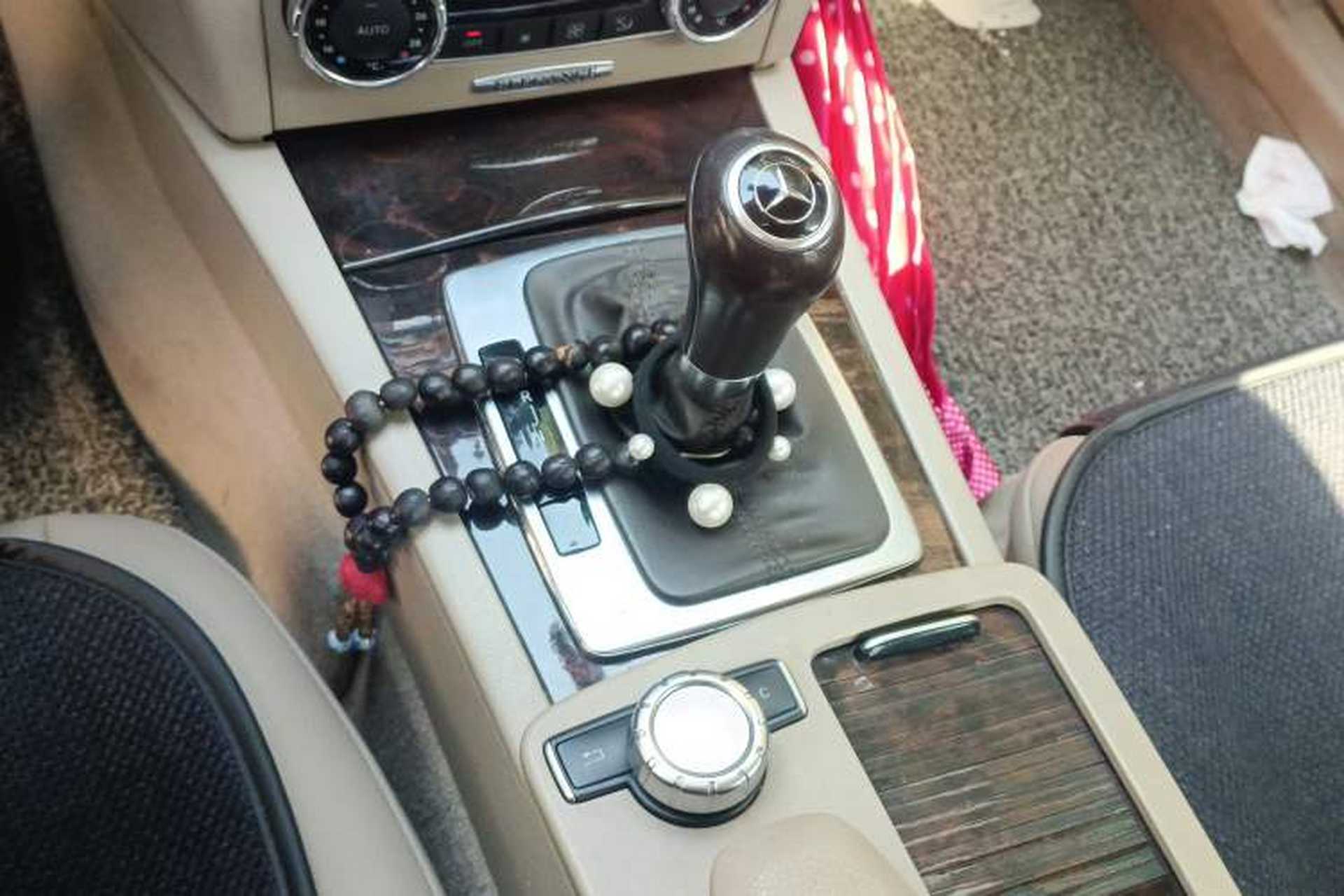 Used Mercedes-Benz C-Class 2011 C 200 CGI Elegant Model Gear Lever