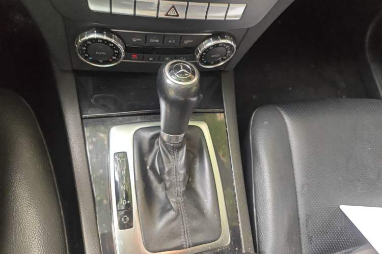Used Mercedes-Benz C-Class 2011 C 180K Classic model Gear Lever