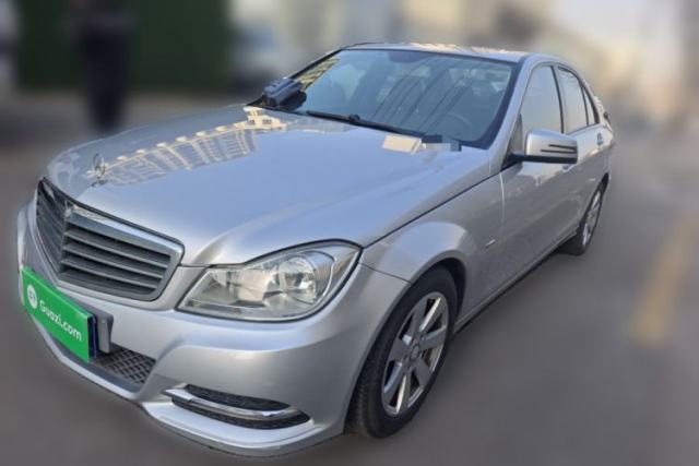 Used Mercedes-Benz C-Class 2011 C 180K Classic model