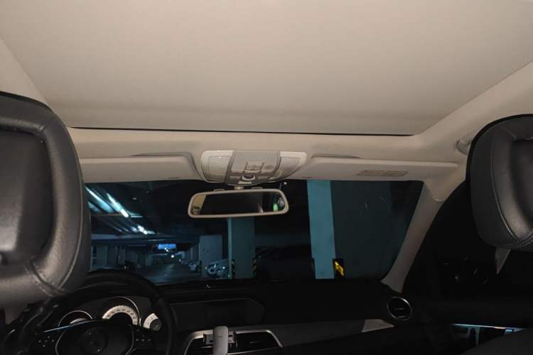 Used Mercedes-Benz C-Class 2011 C 200 Fashion Travel Edition Headliner