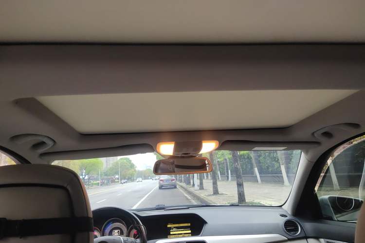 Used Mercedes-Benz C-Class 2011 C 200 Fashion Travel Edition Headliner