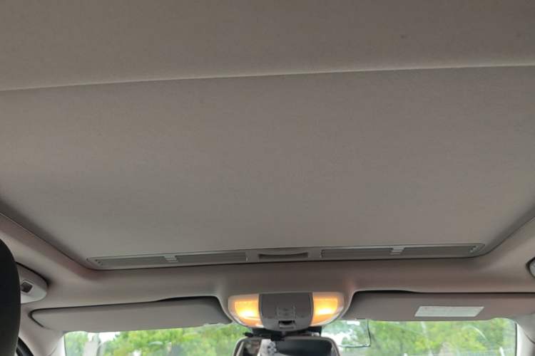 Used Mercedes-Benz C-Class 2011 C 200 CGI Elegant Model Headliner