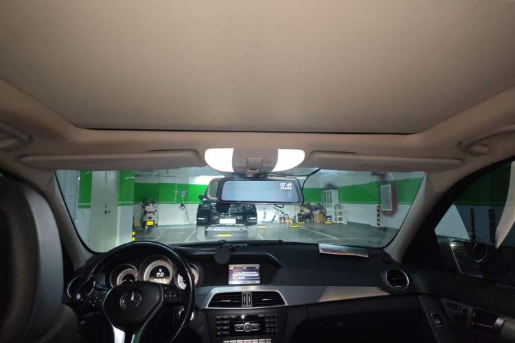 Used Mercedes-Benz C-Class 2011 C 200 Fashion Travel Edition Headliner