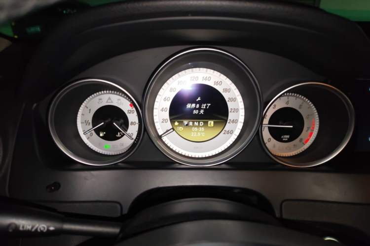 Used Mercedes-Benz C-Class 2011 C 200 CGI Fashion Model Instrument Cluster