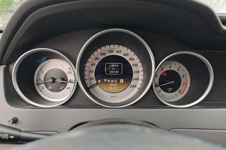 Used Mercedes-Benz C-Class 2011 C 200 CGI Elegant Model Instrument Cluster