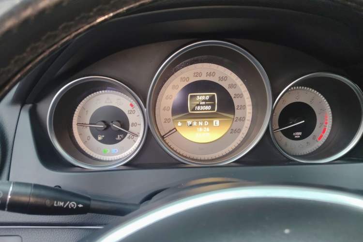 Used Mercedes-Benz C-Class 2011 C 200 Fashion Travel Edition Instrument Cluster