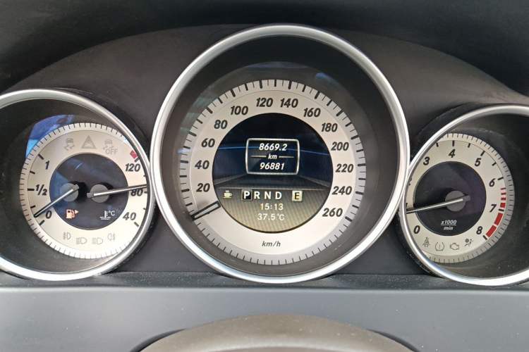 Used Mercedes-Benz C-Class  Instrument Cluster