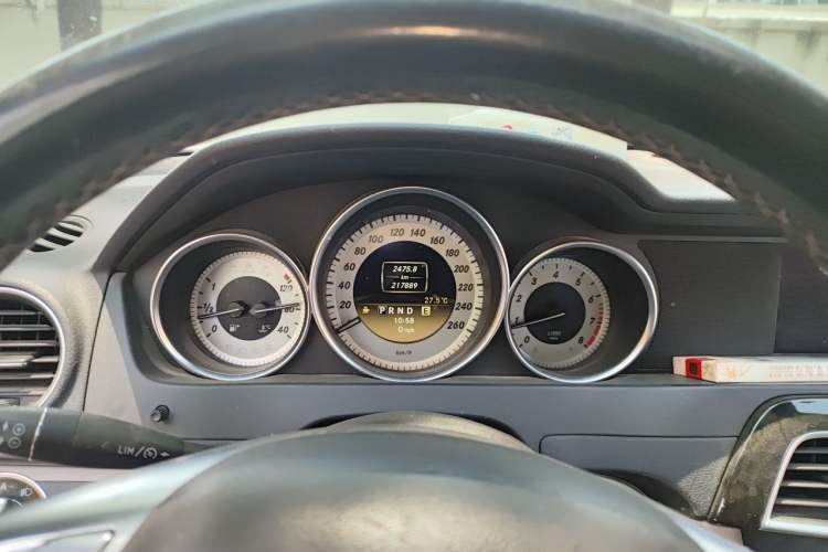 Used Mercedes-Benz C-Class 2011 C 200 CGI Fashion Model Instrument Cluster