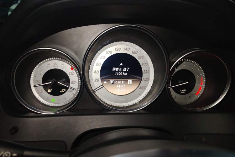 Used Mercedes-Benz C-Class 2011 C 200 CGI Fashion Model Instrument Cluster