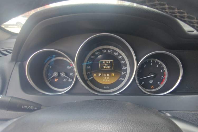 Used Mercedes-Benz C-Class 2011 C 180K Classic model Instrument Cluster