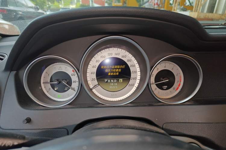 Used Mercedes-Benz C-Class 2011 C 200 CGI Fashion Model Instrument Cluster