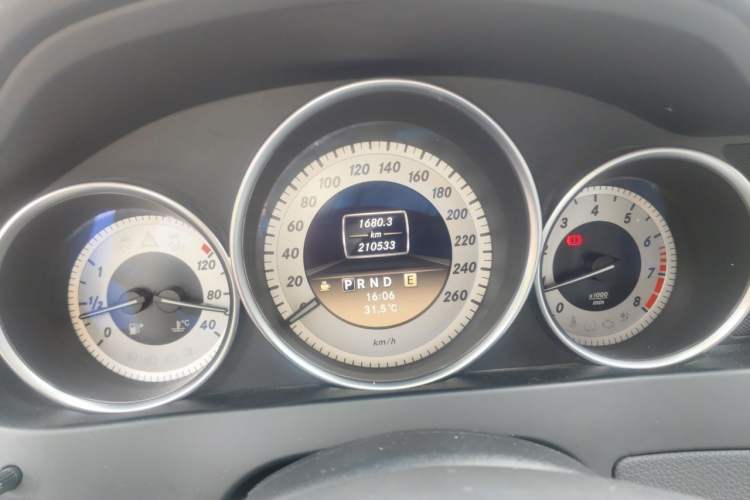 Used Mercedes-Benz C-Class 2011 C 200 Fashion Travel Edition Instrument Cluster