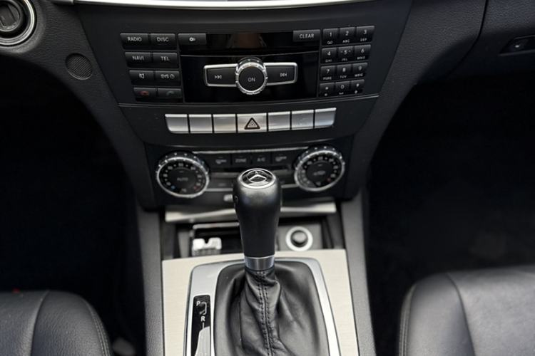 Used Mercedes-Benz C-Class 2011 C 200 Fashion Travel Edition Interior 2