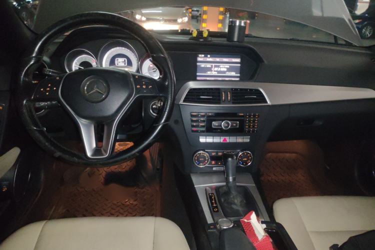 Used Mercedes-Benz C-Class 2011 C 200 Fashion Travel Edition Interior 2