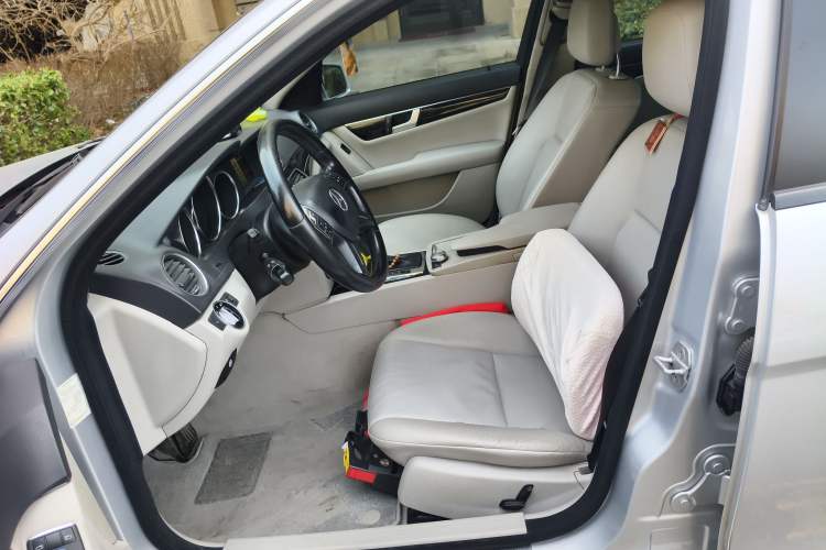 Used Mercedes-Benz C-Class 2011 C 180K Classic model Left Front Seat