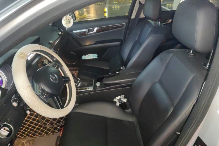 Used Mercedes-Benz C-Class 2011 C 260 CGI Fashion Model Left Front Seat