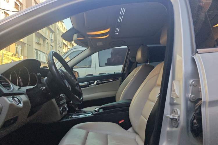 Used Mercedes-Benz C-Class 2011 C 200 CGI Fashion Model Left Front Seat
