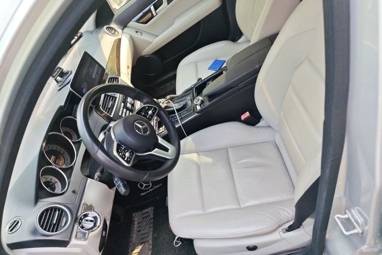 Used Mercedes-Benz C-Class 2011 C 260 CGI Fashion Model Left Front Seat