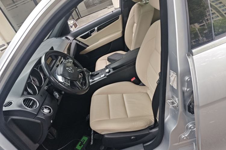 Used Mercedes-Benz C-Class 2011 C 200 CGI Fashion Model Left Front Seat