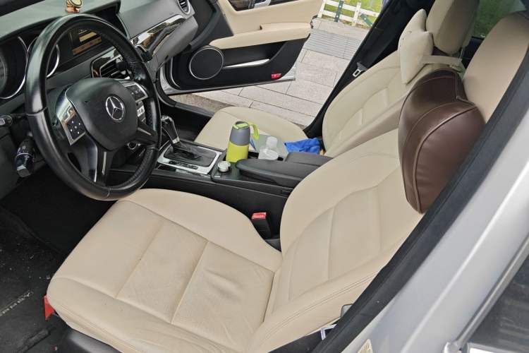 Used Mercedes-Benz C-Class 2011 C 300 Fashion Model Left Front Seat