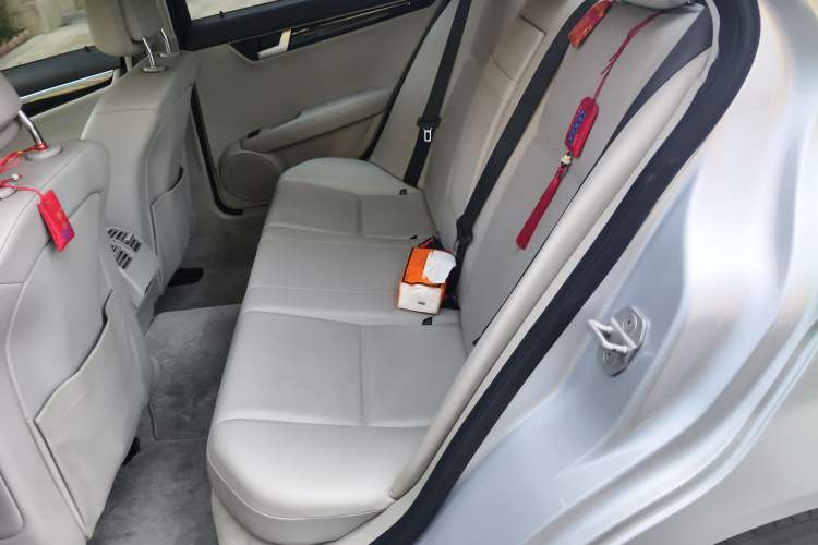 Used Mercedes-Benz C-Class 2011 C 180K Classic model Left Rear Seat