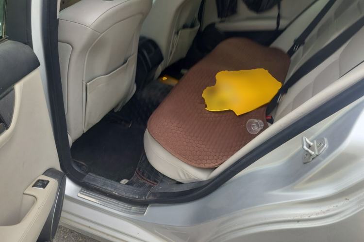 Used Mercedes-Benz C-Class 2011 C 200 CGI Fashion Model Left Rear Seat