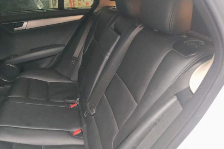 Used Mercedes-Benz C-Class 2011 C 200 Fashion Travel Edition Left Rear Seat
