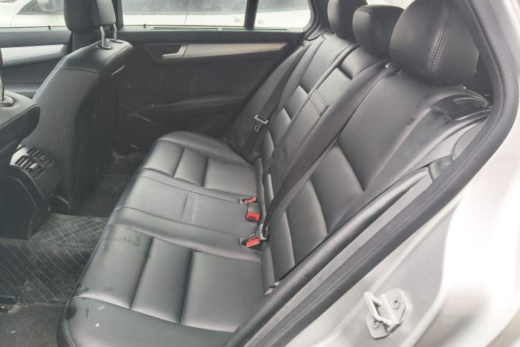 Used Mercedes-Benz C-Class 2011 C 200 Fashion Travel Edition Left Rear Seat